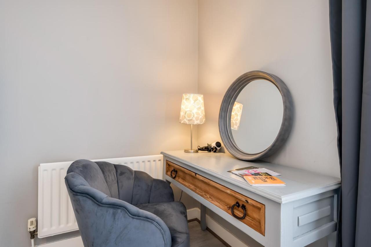 Apartments: Citygate *